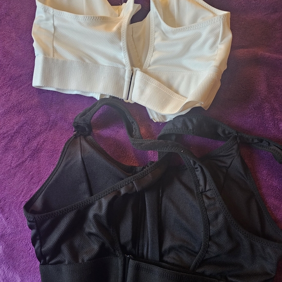Bevalora sports bra, xl fits like 36 - Picture 2 of 6